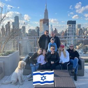 Meet your Posher, Inna